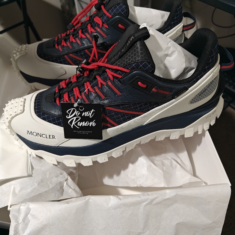 Moncler Trailgrip GTX Size 44(Mens 11)